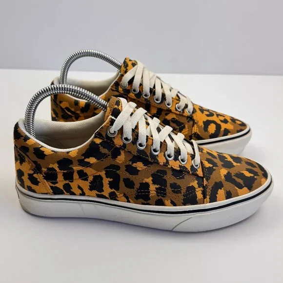 NWOB Vans | Comfycush Old Skool Sneaker - Golden Brown/Golden Glow - 8.5 - Picture 2 of 7